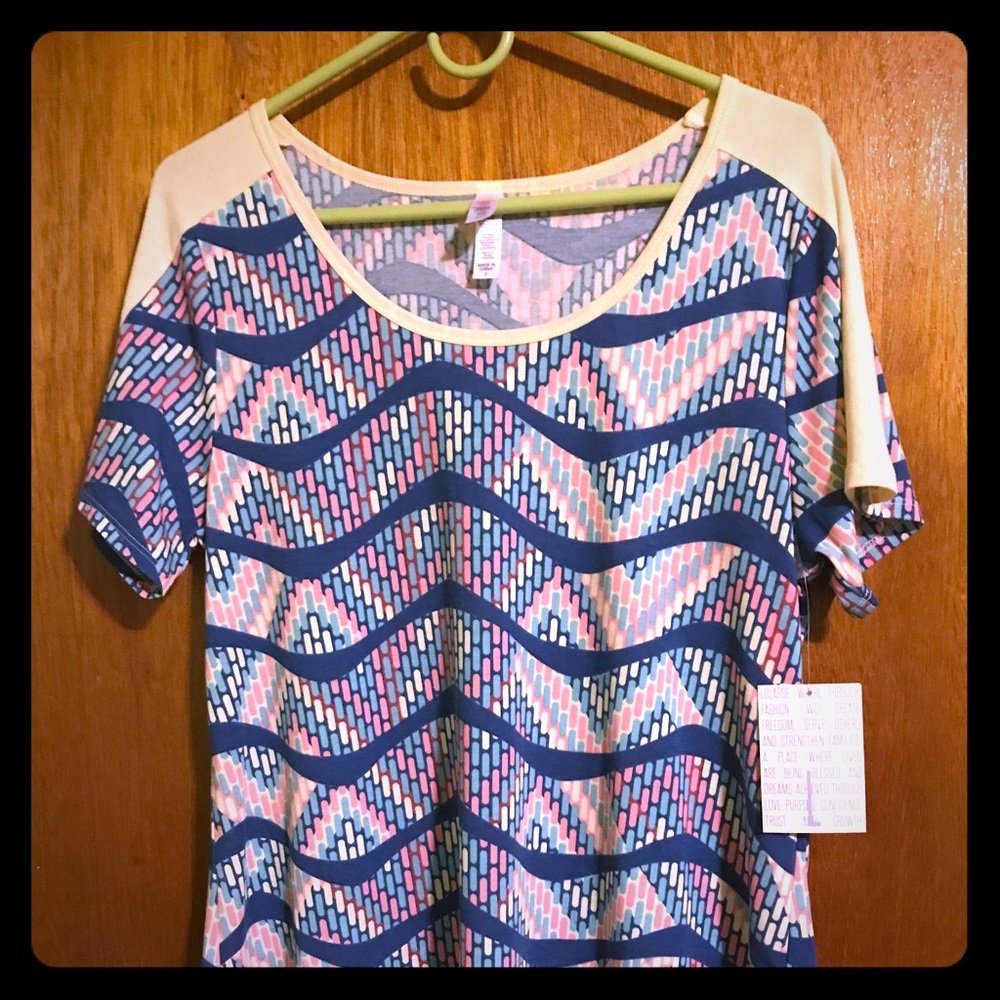 Large Classic T Lularoe